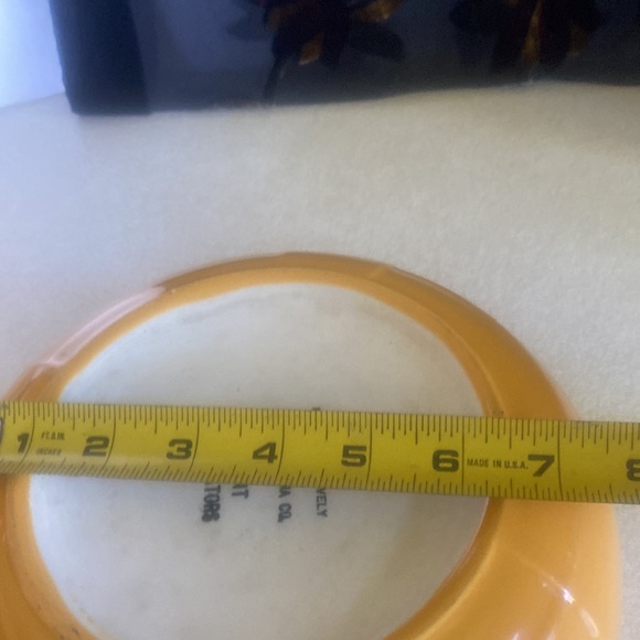 Vintage Hotpoint Refrigerator mustard yellow Art Deco design 9” serving bowl - Picture 8 of 9